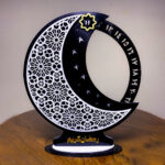 Closeup of lacquer shiny Ramadan calendar finish